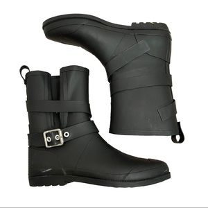 Dirty Laundry | Rain boots